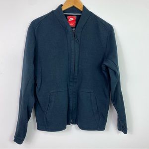 Nike tech jacket medium black